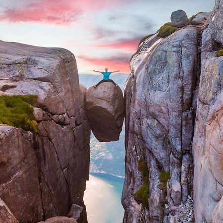 Flott Leilighet Pa Haugen I Sirdal Tjorhom Buitenkant foto