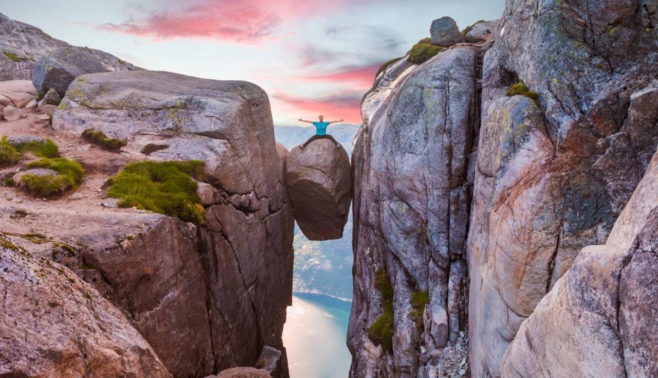 Flott Leilighet Pa Haugen I Sirdal Tjorhom Buitenkant foto
