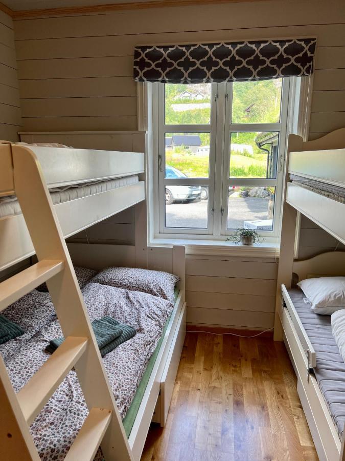 Flott Leilighet Pa Haugen I Sirdal Tjorhom Buitenkant foto