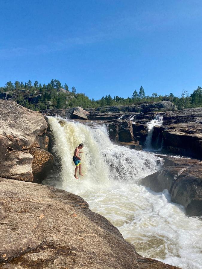 Flott Leilighet Pa Haugen I Sirdal Tjorhom Buitenkant foto